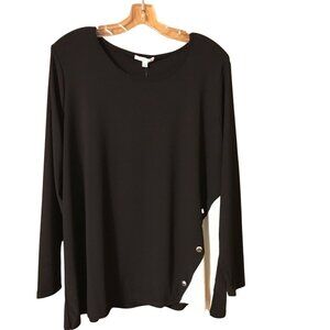 89th + Madison Womens Size 1X Top Long Sleeve Button Side Detail Black White New